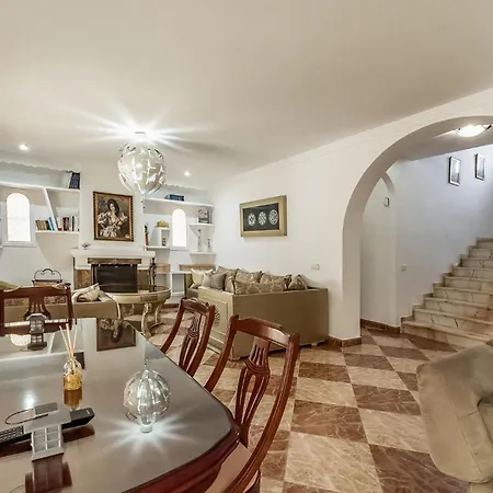 Beautiful In Holiday home Alhaurin de la Torre