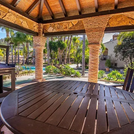 Beautiful In Holiday home *